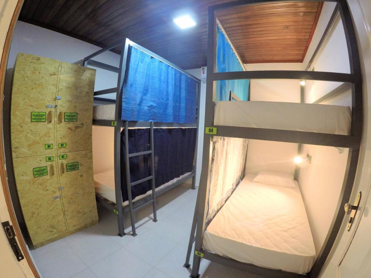 Hostel Da Milla Presidente Figueiredo Exterior photo