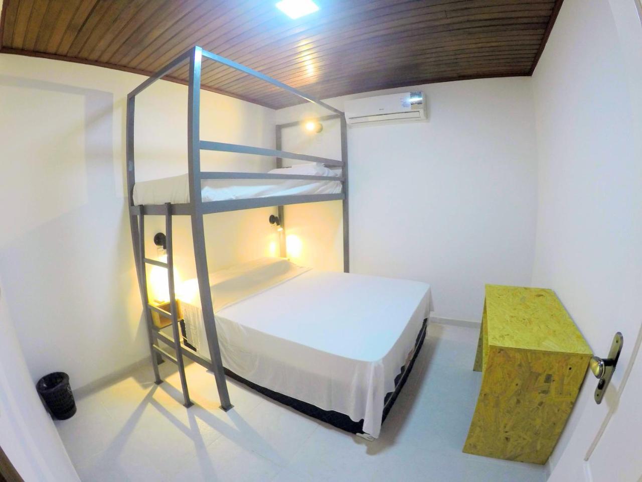 Hostel Da Milla Presidente Figueiredo Exterior photo